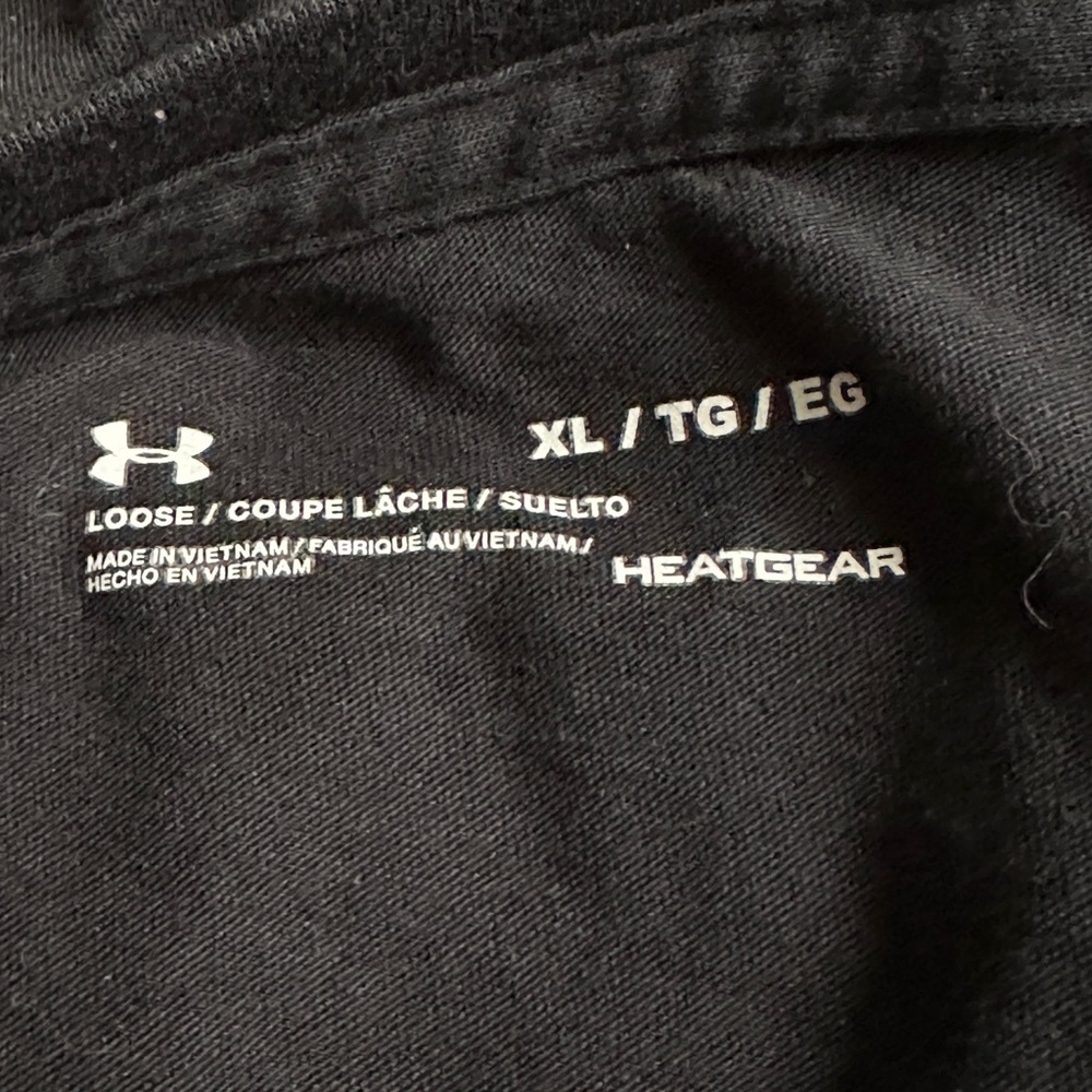 Under Armour Men's Black Short Sleeve Tee - Picture 5 of 17